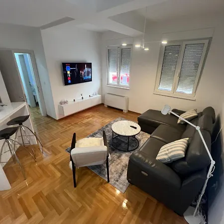 Sutjeska-centar * Čačak